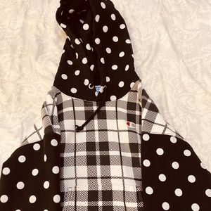 Black and white champion hoodie
